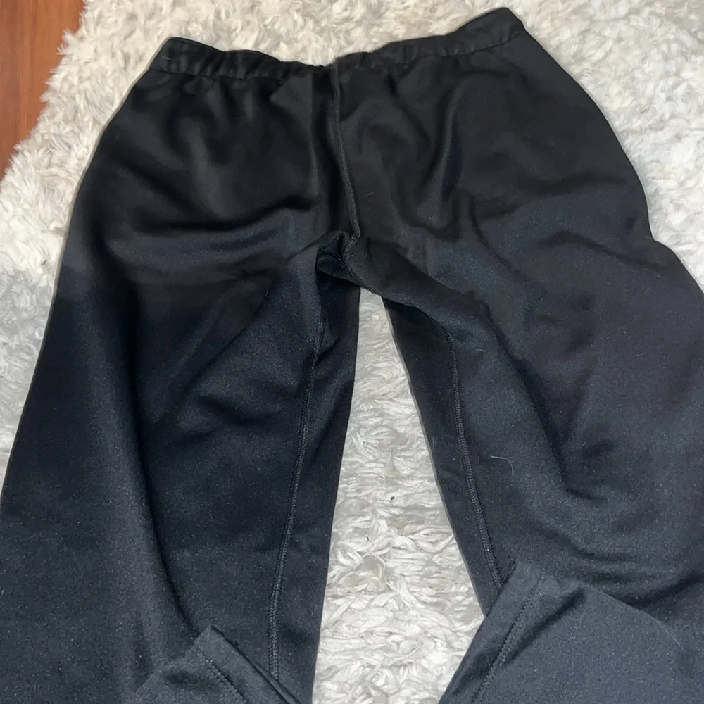 Like new Nike dri fit black pants with pockets